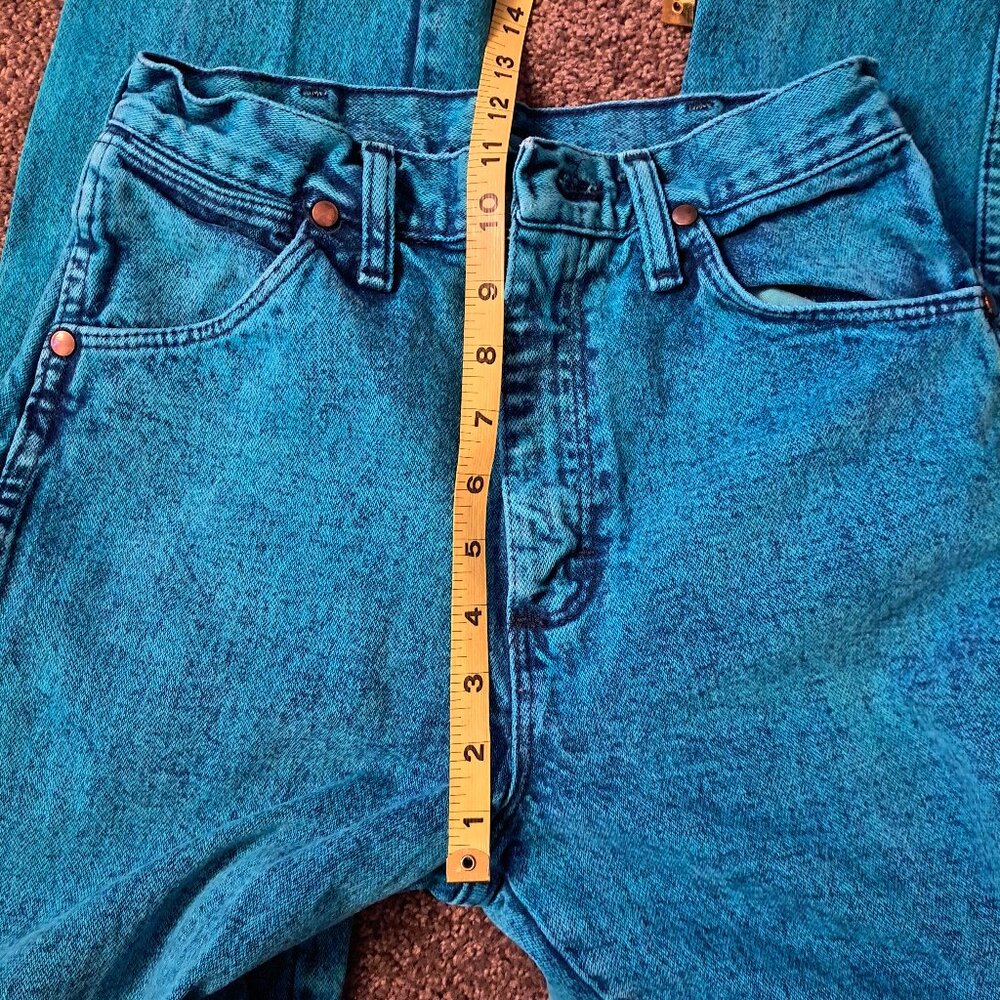Vintage 1980s Wrangler High-Waisted Teal Acid-Wash Denim Jeans - Picture 9 of 9